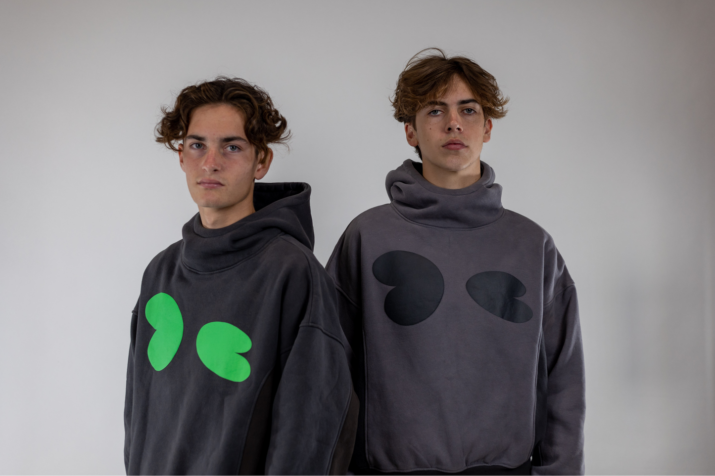 Hoodie 016 - Gris